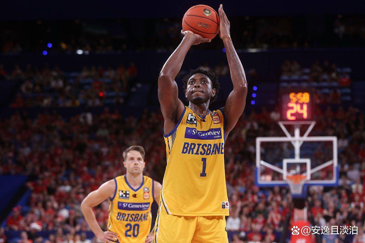 熊猫体育-包含NBA季后赛冲刺阶段走向成谜，明尼苏达森林狼单刀错失，媒体盛赞，细节决定成败的词条