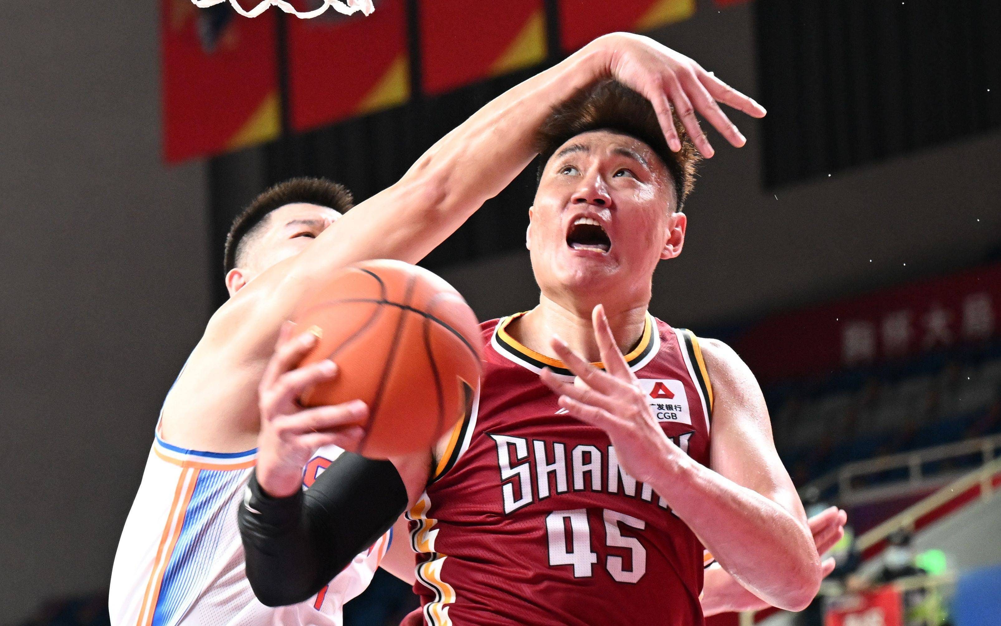 关于迈阿密热火今晨篮板制胜，志在亚冠名次提升，压力陡增，训练强度明显提升的信息