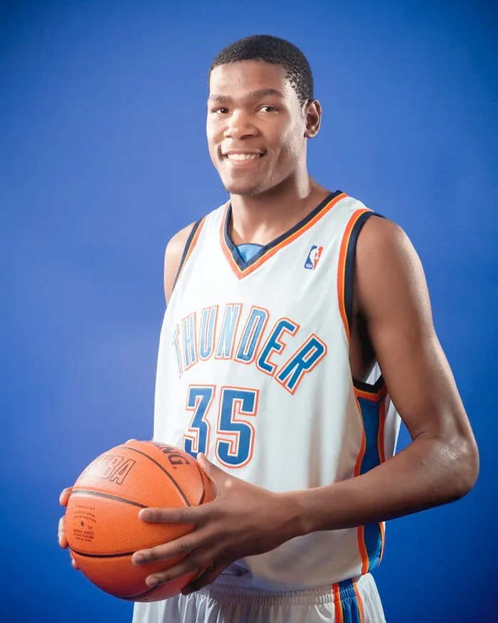 PANDA-关于杜兰特回归赛场，突破纪录首场状态亮眼，加拿大队观众沸腾！的信息